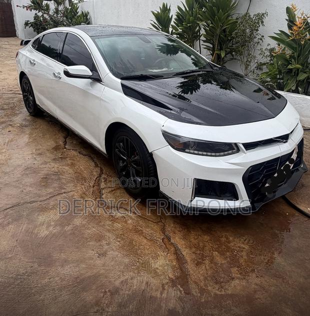 Chevrolet Malibu LT w/1LT 2017 White