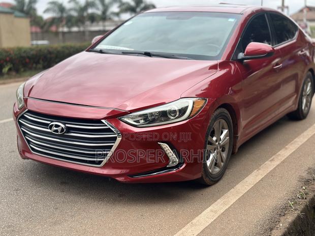 Hyundai Elantra SE 2018 Red