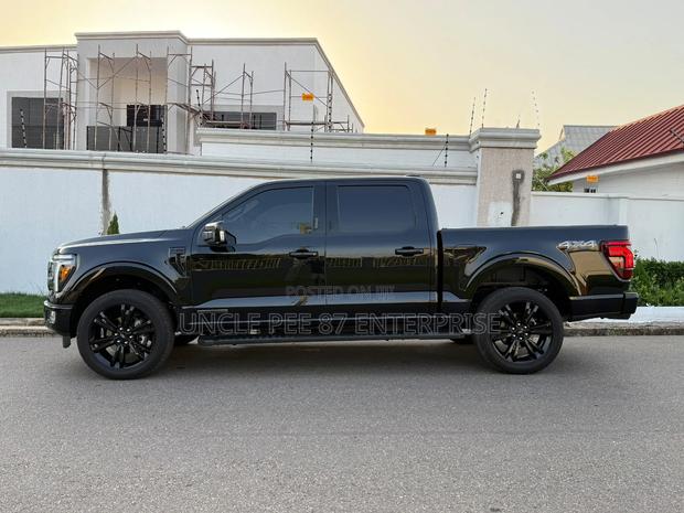 Ford F-150 2025 Black