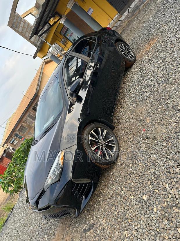 Toyota Corolla LE ECO 4dr Sedan (1.8L 4cyl CVT) 2017 Black