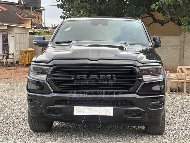 Dodge RAM 2022 Black