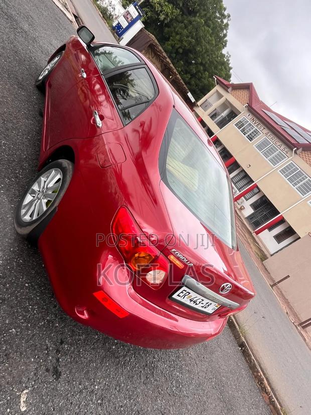 Toyota Corolla 2010 Red