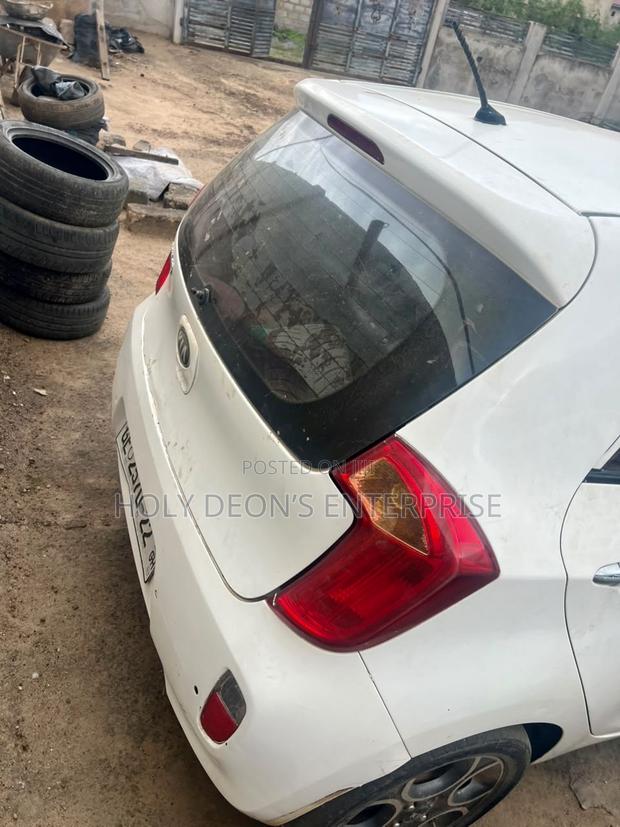 Kia Morning 2014 White