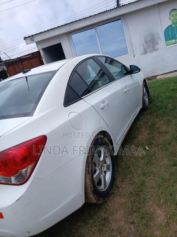 Chevrolet Cruze 1LT 4dr Sedan (1.4L 4cyl Turbo 6M) 2014 White