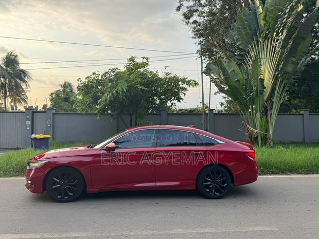 Honda Accord 2018 Red