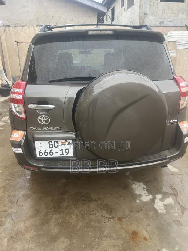 Toyota RAV4 2009 Gray