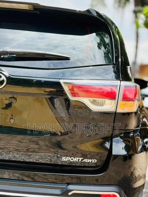 Toyota Highlander 2016 Black