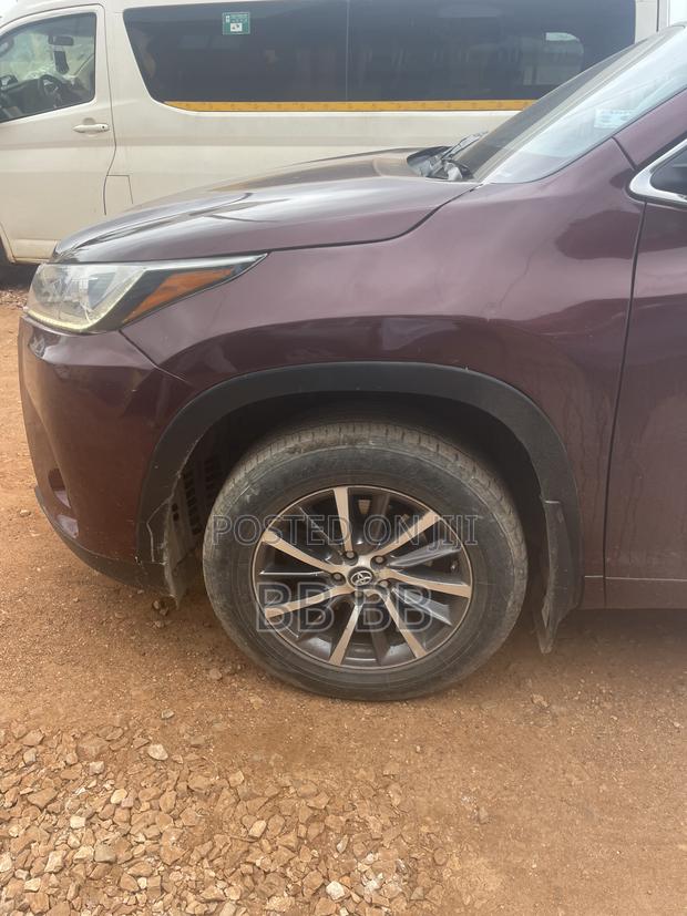 Toyota Highlander 2018 Red