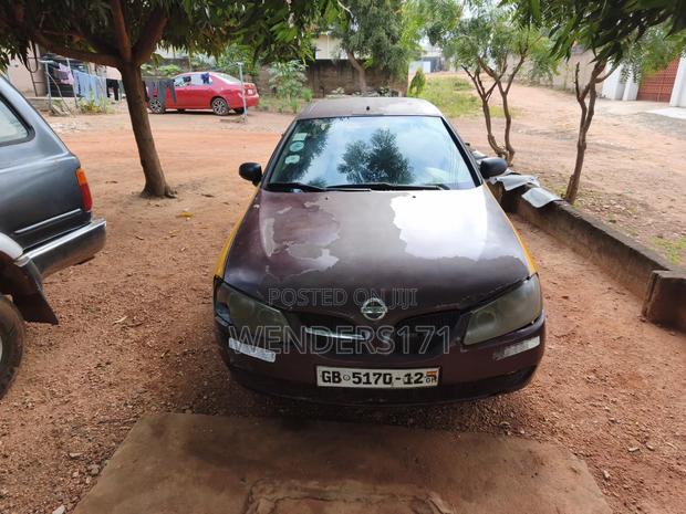 Nissan Almera 1.5i Visia 2005 Red