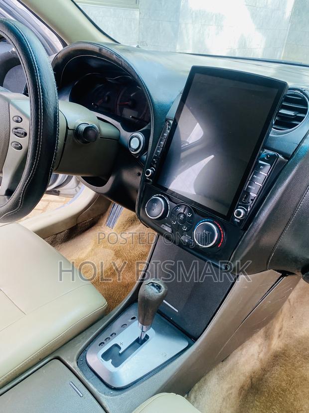 Nissan Altima 2009 Silver