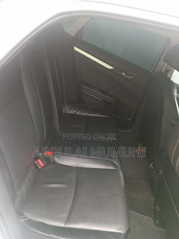 Honda Civic 2017 White