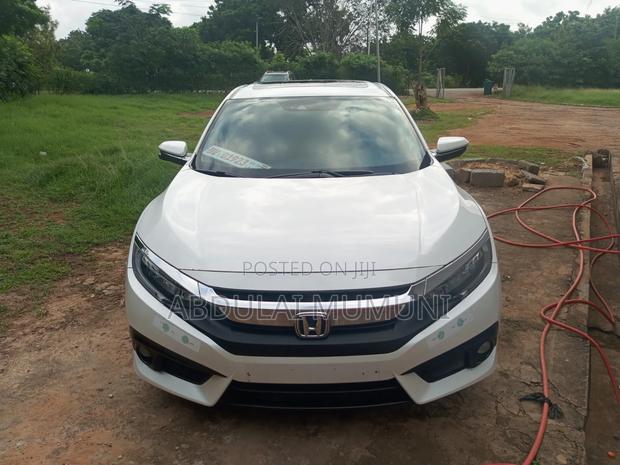 Honda Civic 2017 White