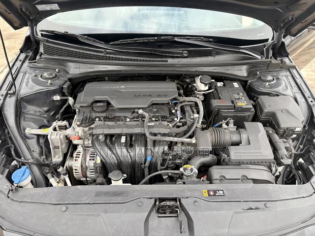 Hyundai Elantra SEL 2023 Black