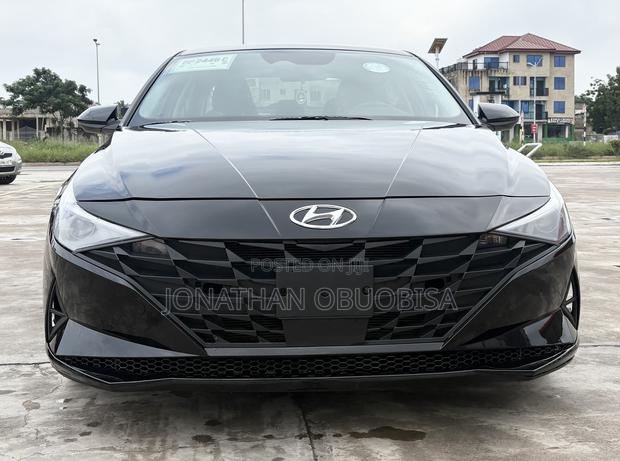 Hyundai Elantra SEL 2023 Black