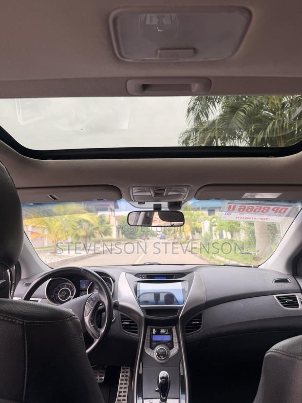 Hyundai Elantra GLS Sedan FWD (1.8L 4cyl 6A) 2013 White