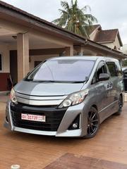 Toyota Alphard 2.4 Petrol FWD 2014 Gray for sale