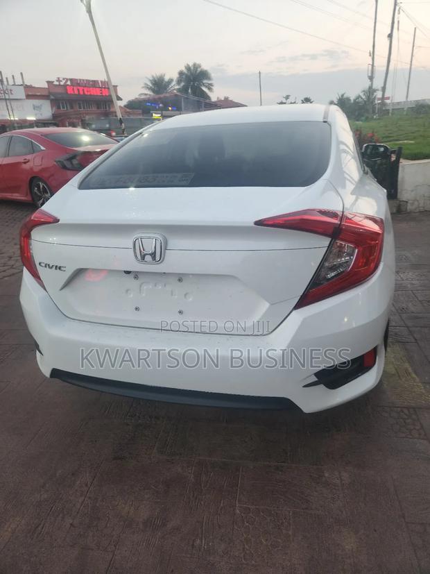 Honda Civic 2017 White