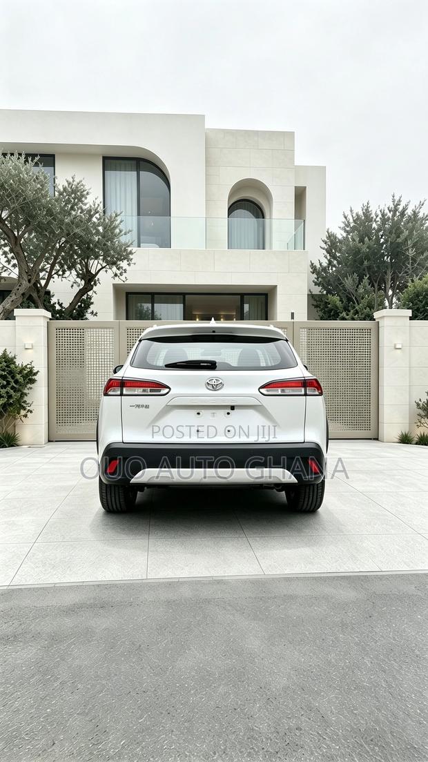 Toyota Corolla Cross 2024 White