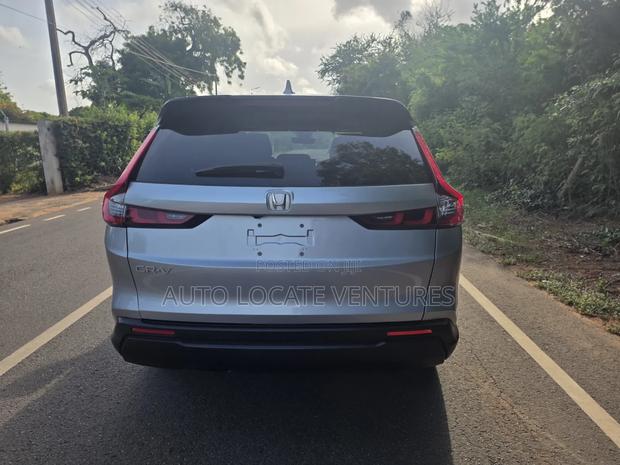 Honda CR-V 2025 Silver
