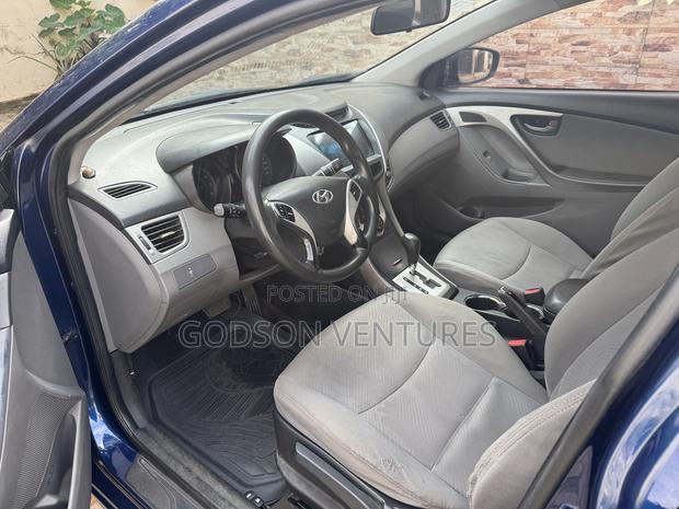 Hyundai Elantra 2012 Blue