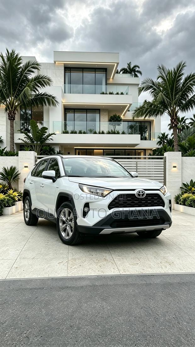 Toyota RAV4 2020 White