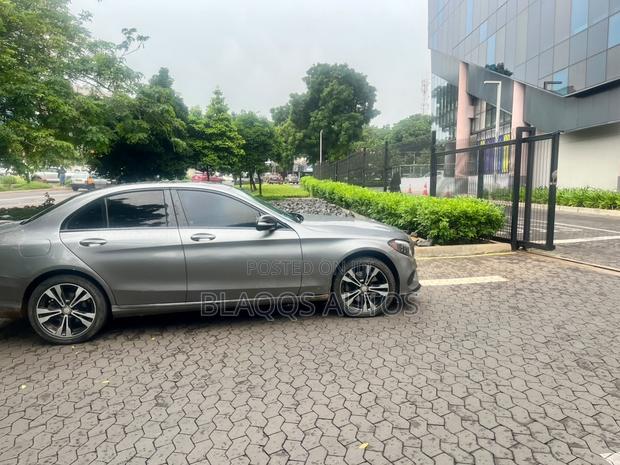 Mercedes-Benz C300 2015 Gray