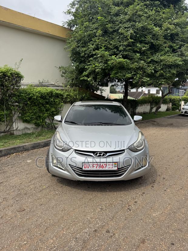 Hyundai Elantra 2016 Silver
