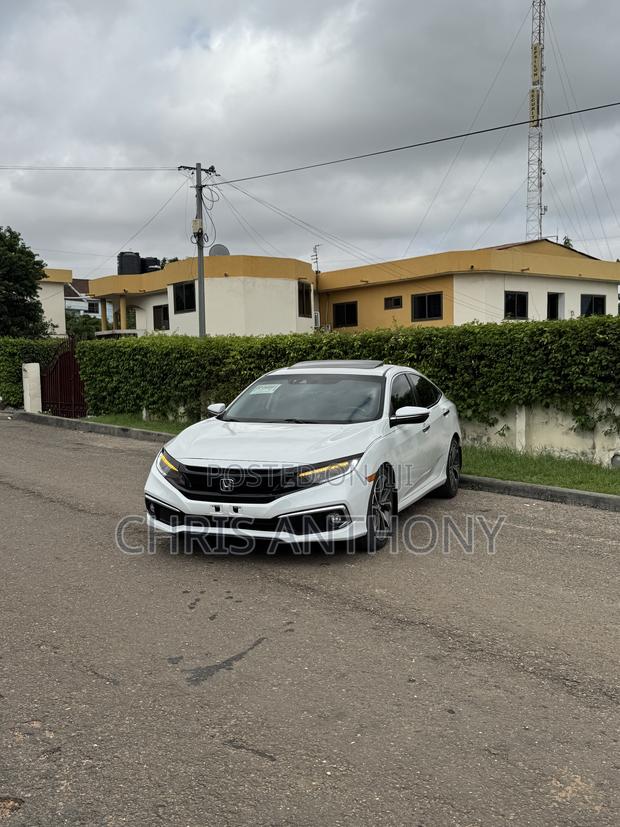 Honda Civic Touring Sedan 2019 White