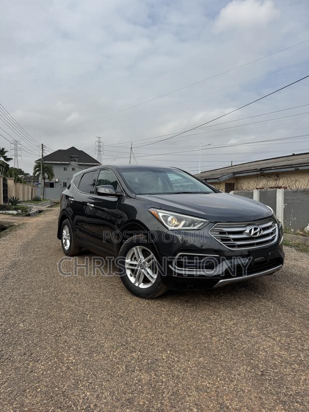 Hyundai Santa Fe 2018 Gray