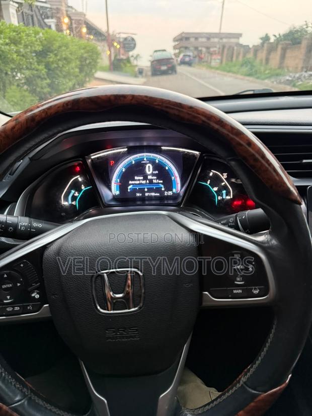 Honda Civic EX-L 4dr Sedan (1.5L 4cyl) 2017 White