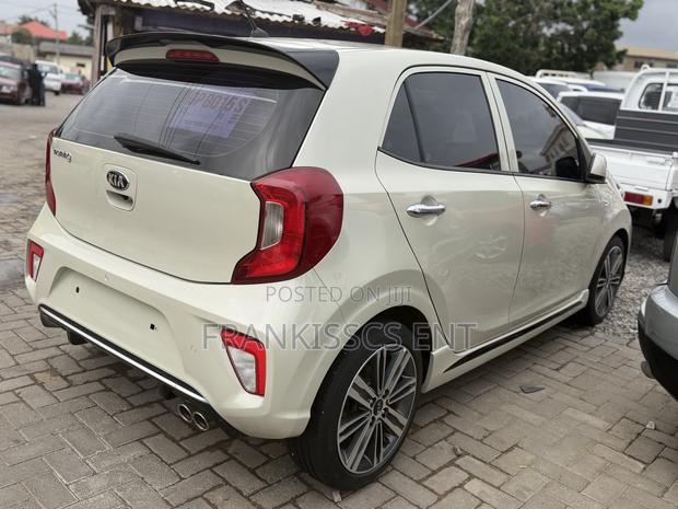 Kia Morning 2017 Beige