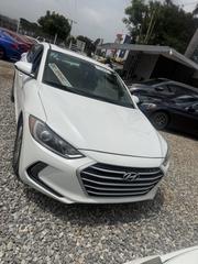 Hyundai Elantra Limited Sedan FWD (2.0L 4cyl 6A) 2017 White for sale