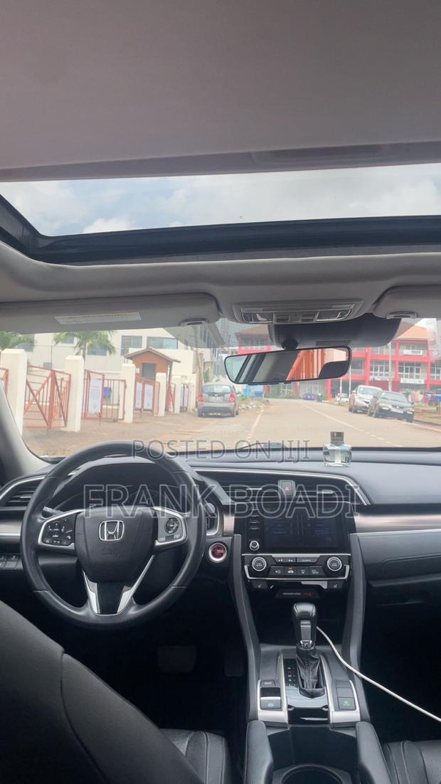 Honda Civic EX-L Sedan 2019 White