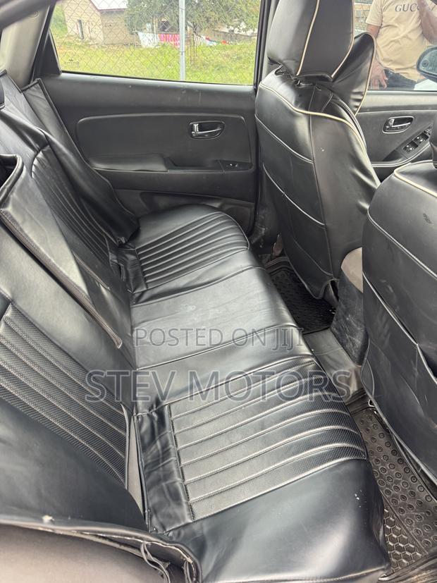 Hyundai Elantra GLS 2010 Blue