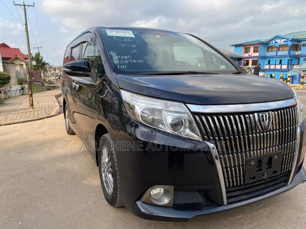 Toyota Esquire 2016 Black