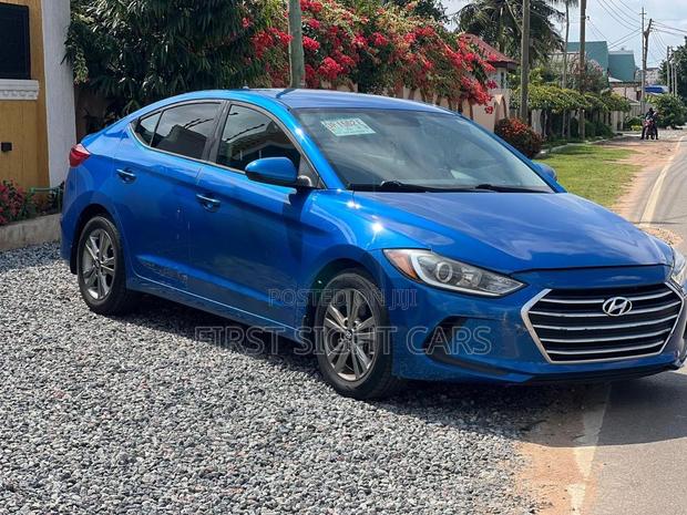 Hyundai Elantra SE Sedan FWD (2.0L 4cyl 6M) 2017 Blue