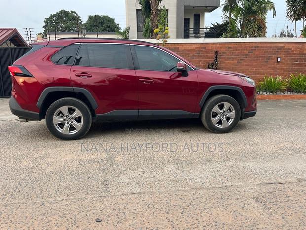 Toyota RAV4 2022 Red