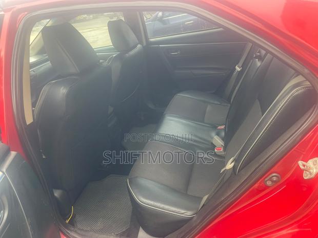 Toyota Corolla 2015 Red