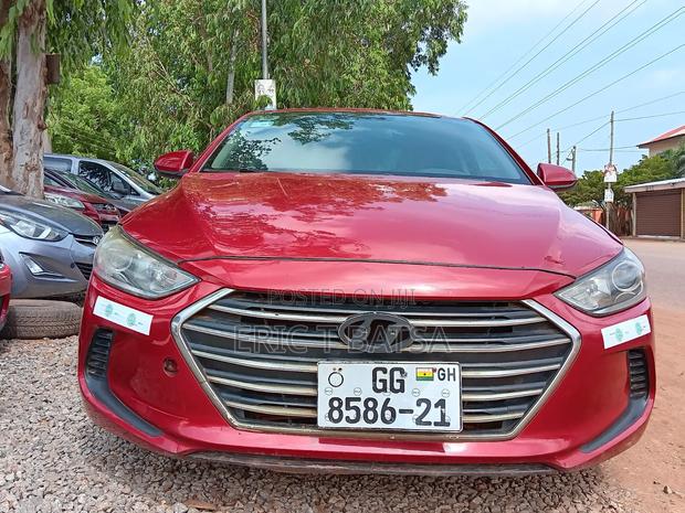 Hyundai Elantra Value Edition Sedan FWD (2.0L 4cyl 6A) 2017 Red