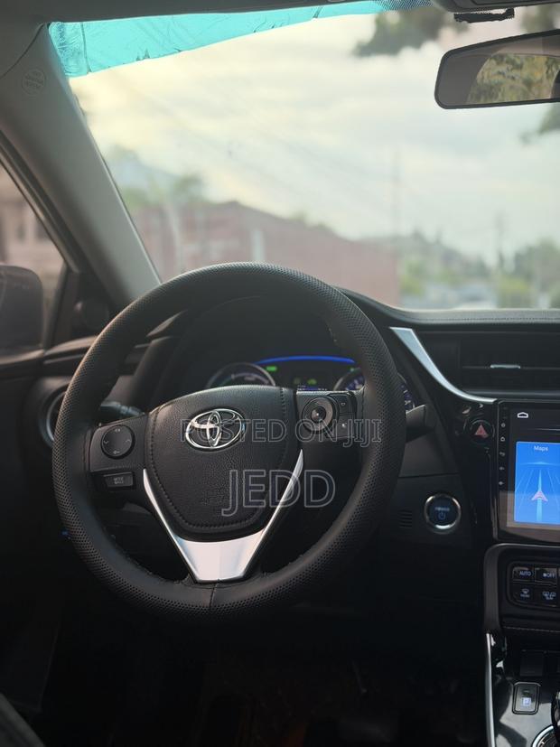 Toyota Corolla 2020 White