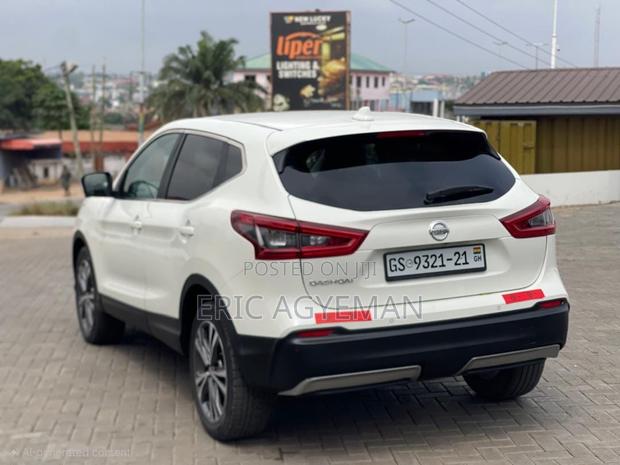 Nissan Qashqai 2018 White