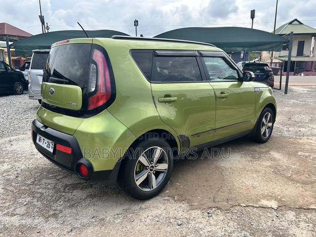 Kia Soul + 4dr Wagon (2.0L 4cyl 6A) 2015 Green
