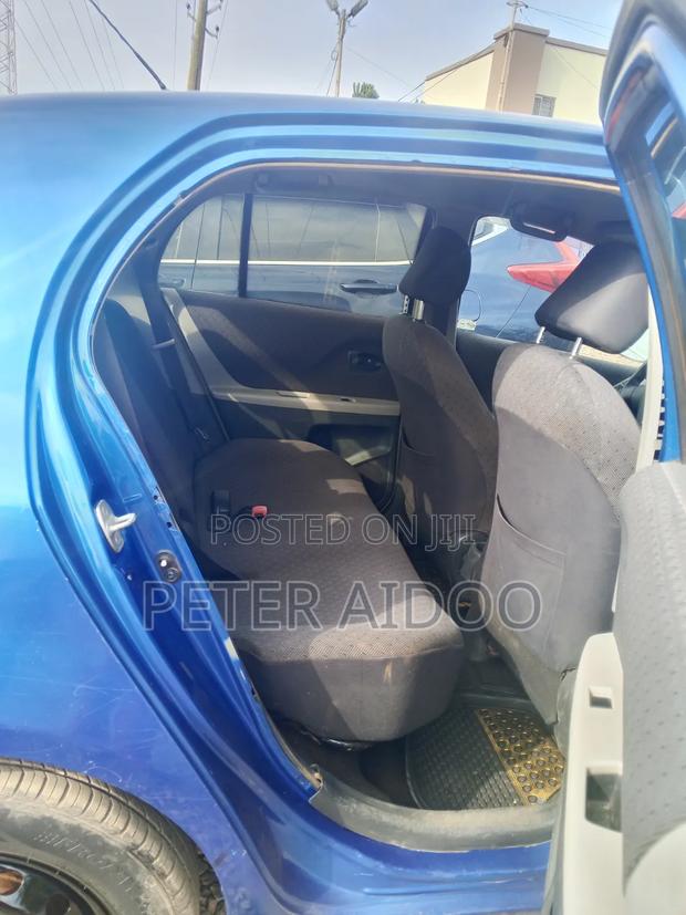 Toyota Yaris 2010 Blue