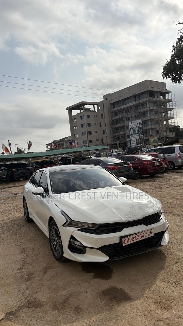 Kia K5 2022 White