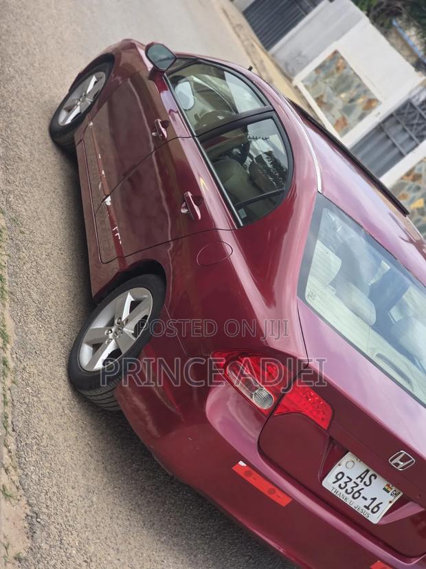 Honda Civic 2006 Red