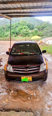Toyota IST 2006 Brown for sale