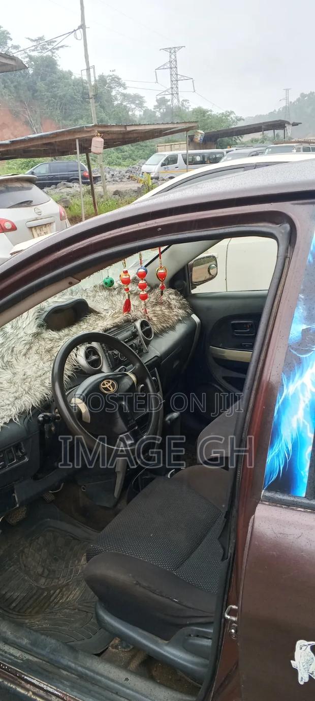 Toyota IST 2006 Brown
