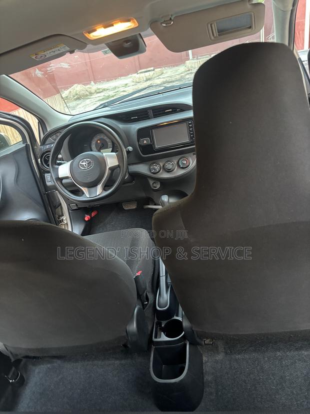 Toyota Vitz 1.3 AWD 3dr 2016 Brown