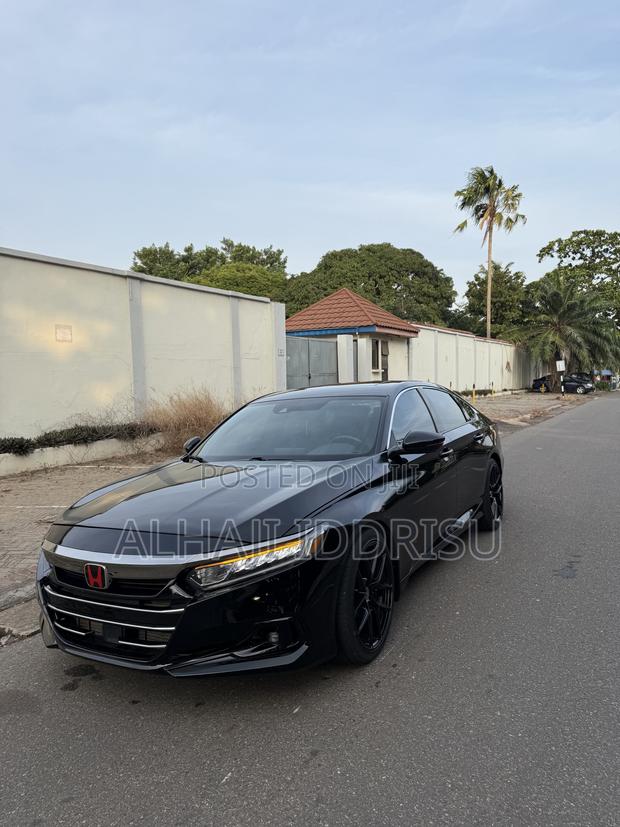 Honda Accord Sport 2.0T 2018 Black