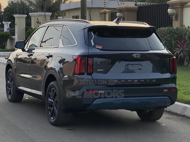 Kia Sorento S 2022 Gray